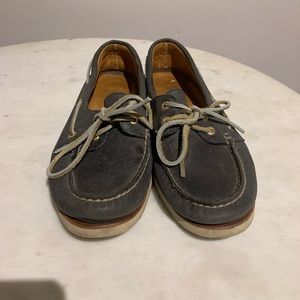 Sperry ‘Gold Cup’ boat shoes. Deerskin deck shoes. Blue with tan detail.
